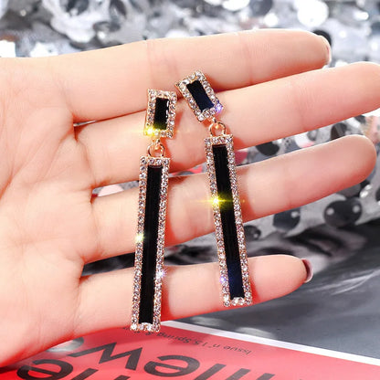 New Fashion Black Color Enamel Rectangle Drop Earrings for Women Geometric Inlay Rhinestone Long Ear Wedding Party Jewelry