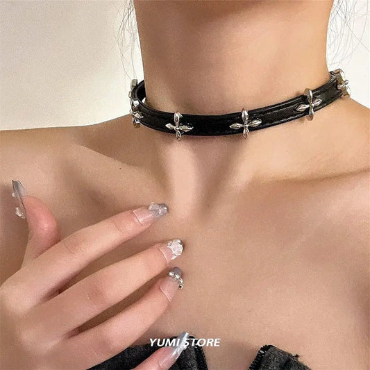 2024 Vintage Luxury Cross Necklace For Women Fashion Punk PU Leather Choker Collar Chain Jewelry Cool Stuff Couple Accessories