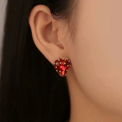 Fashion and Personality Red Strawberry Women's Earrings Sweet 2023 Trend Fruit Design Girls' Party Earrings