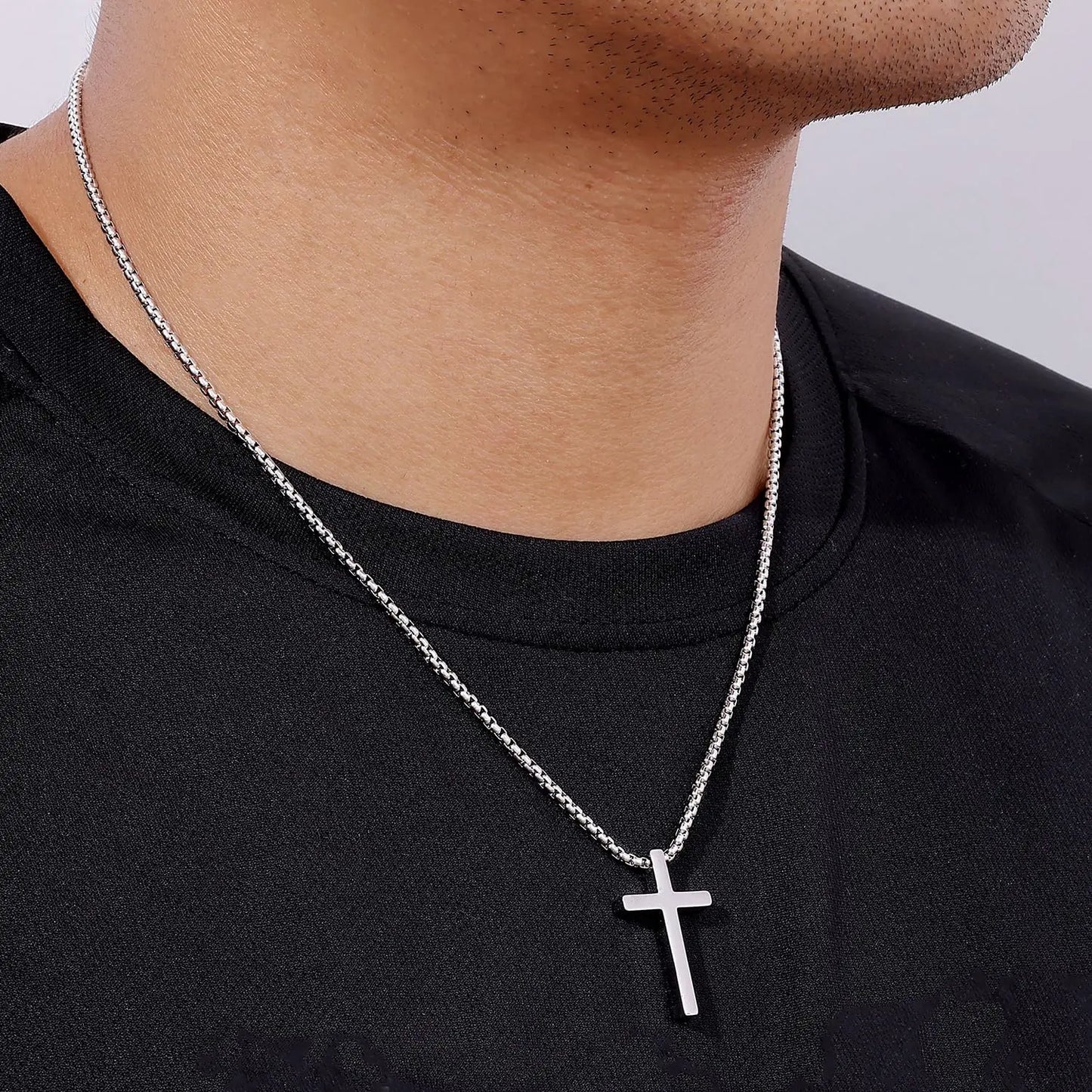 Vonmoos 16-24 Inch Silver Cross Necklace Mens Cross Necklaces with 2.5mm Cross Chain and Exquisite Stainless Steel Cross Pendant