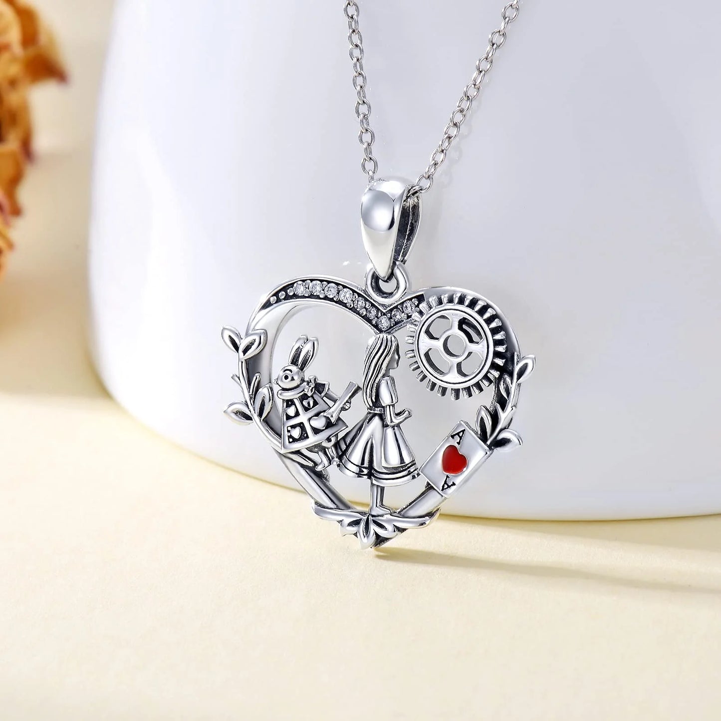 Harong Alice Wonderland Movie Same Necklace Cute Animal Rabbit Heart Pendant Choker Alice Jewelry Girl Trendy Necklace for Women