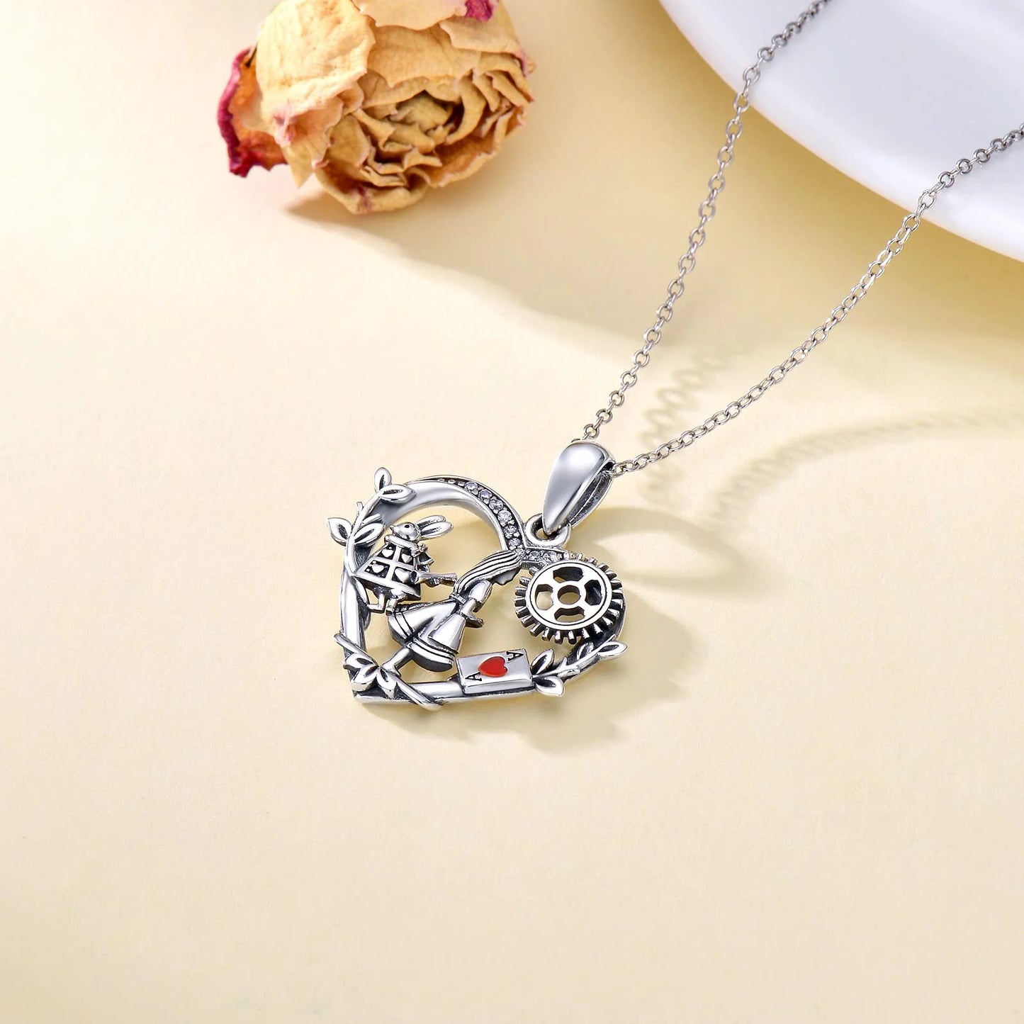 Harong Alice Wonderland Movie Same Necklace Cute Animal Rabbit Heart Pendant Choker Alice Jewelry Girl Trendy Necklace for Women