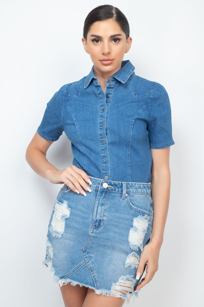 Top denim con cuello y botones