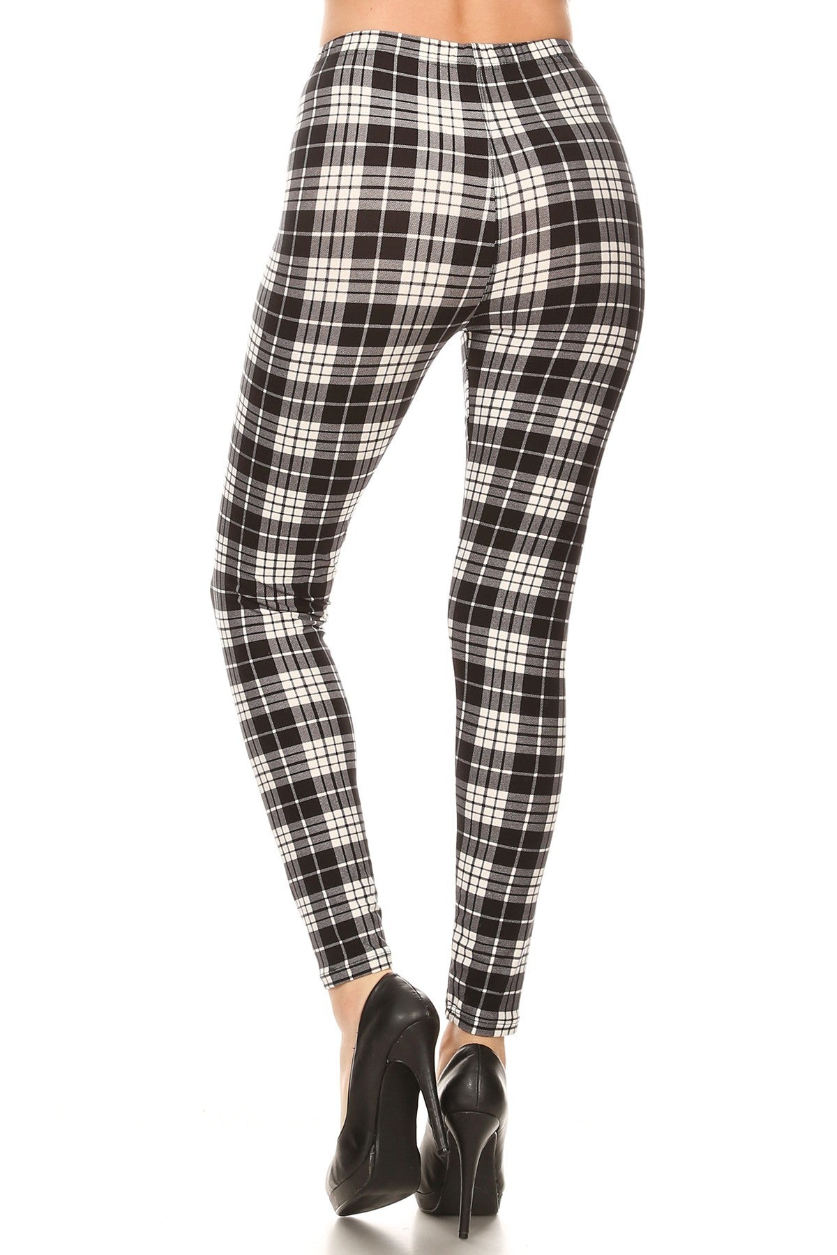 Plaid High Waisted Leggings In A Fitted Style, With An Elastic Waistband