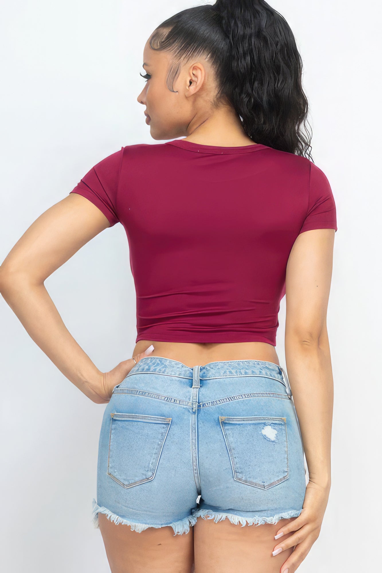 Short Sleeve Round Neck Crop Top