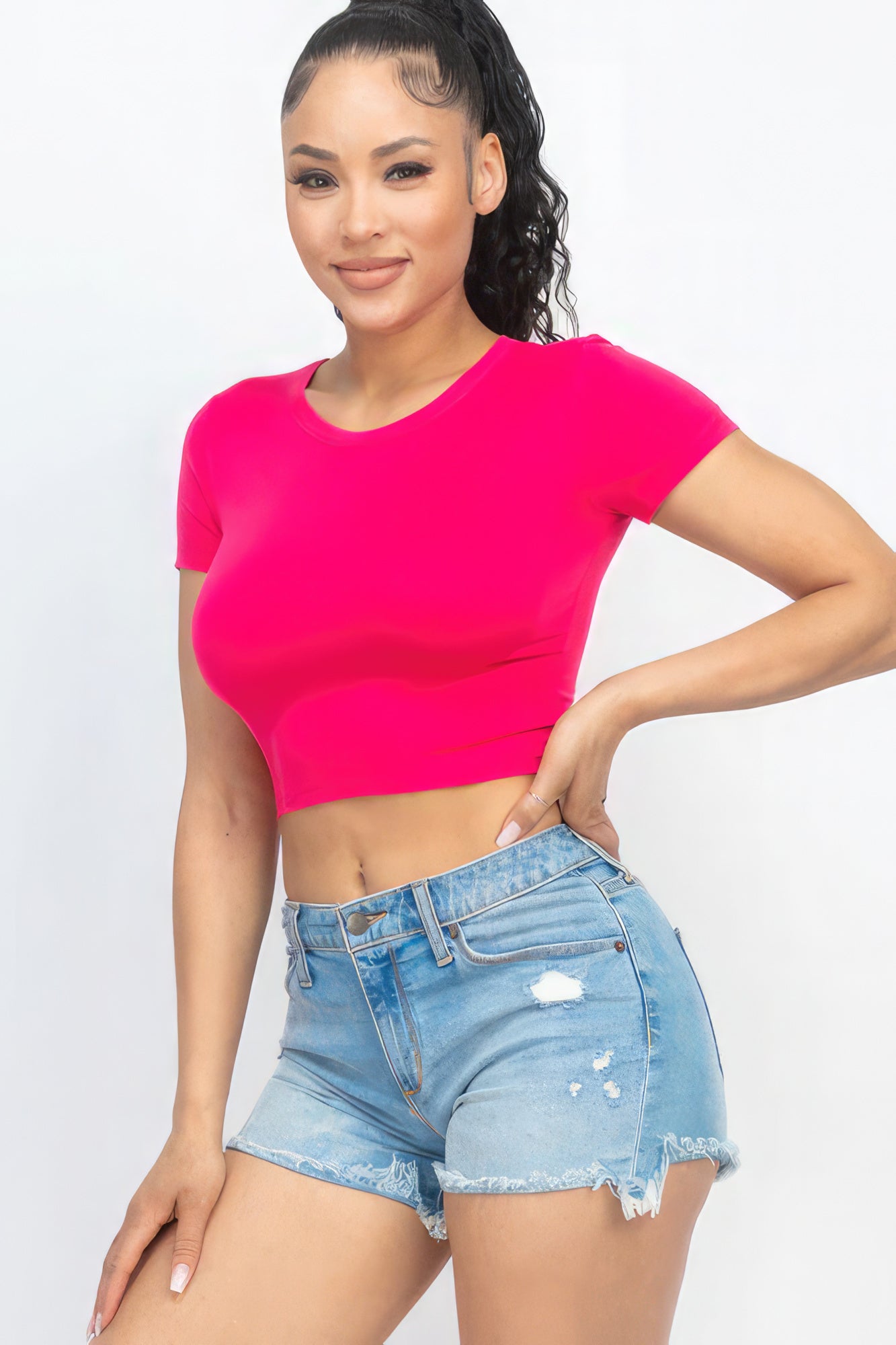 Short Sleeve Round Neck Crop Top